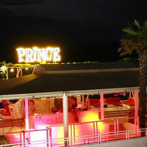 Noche De Travesura Prince Riccione