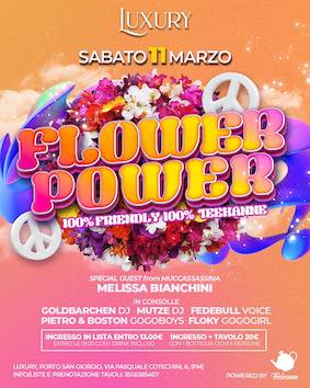 Flower Power alla Discoteca Luxury di Porto San Giorgio